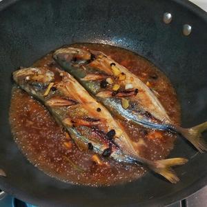 蒜头豆豉炆海鱼的做法 步骤5