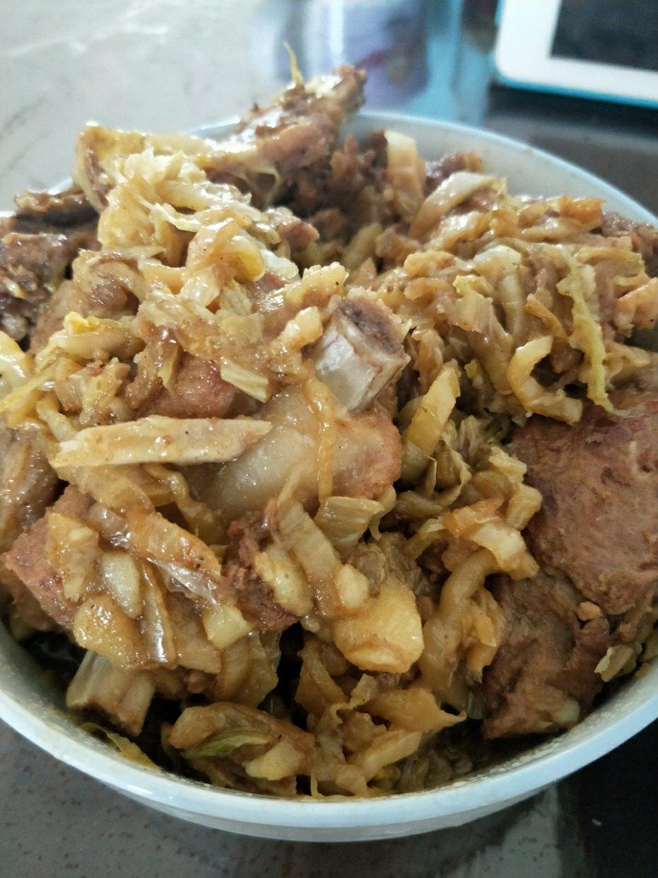 烩酸菜