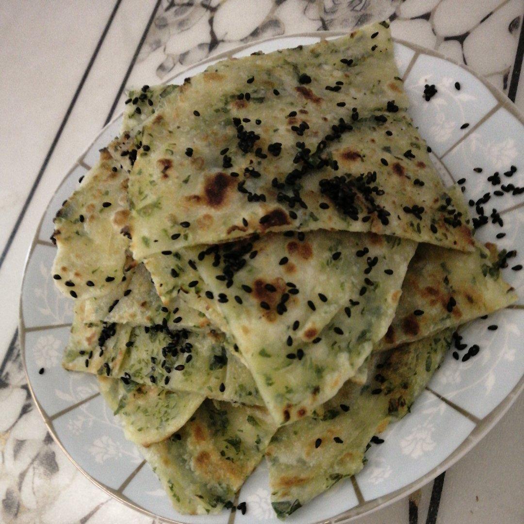 家常鸡蛋葱油饼 凉了也不硬 外酥里软 媲美早餐店 附细节视频详解