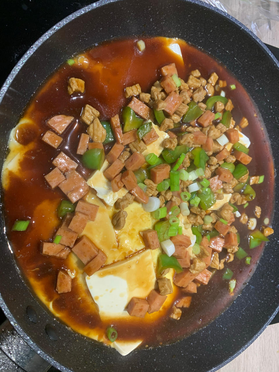 鸡蛋抱豆腐