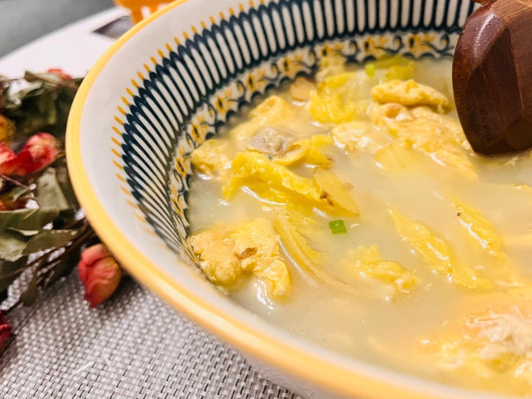 孩子大人都爱喝的蛤蜊鲜蔬海鲜浓汤