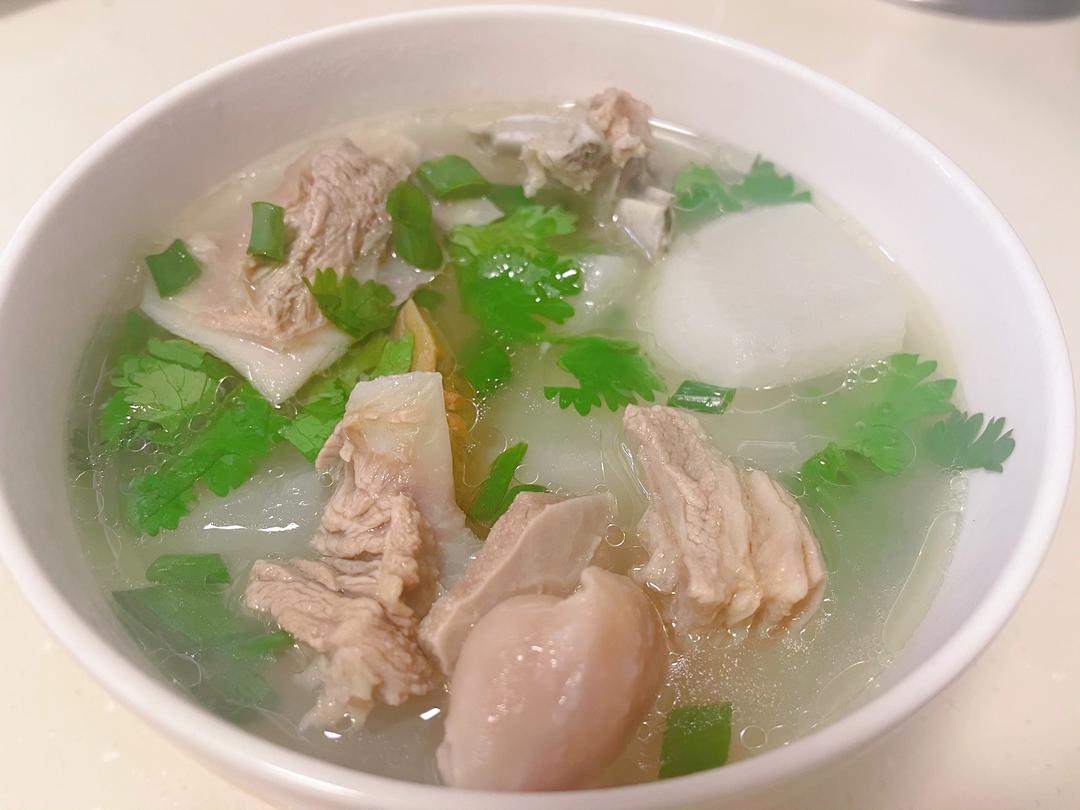 冬天必喝的萝卜炖羊肉
