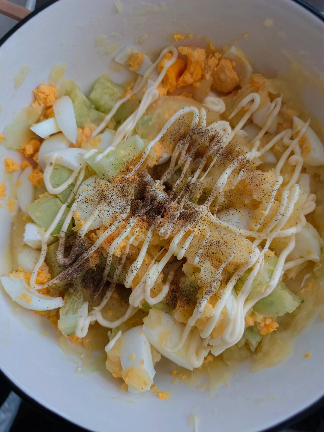 好吃到舔碗的鸡蛋土豆泥沙拉