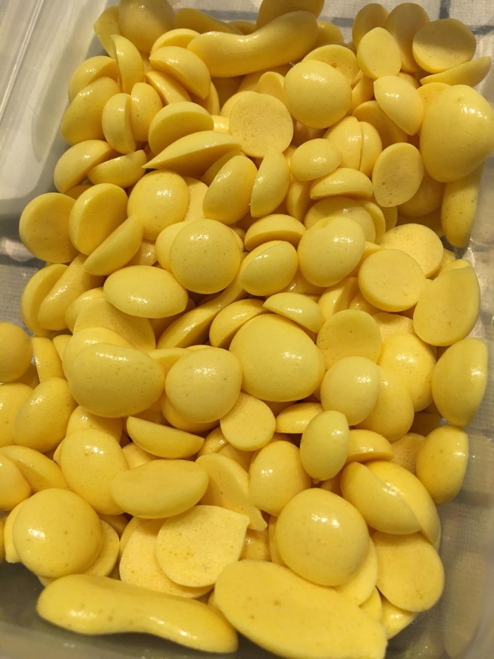 入口即化的无添加蛋黄溶豆