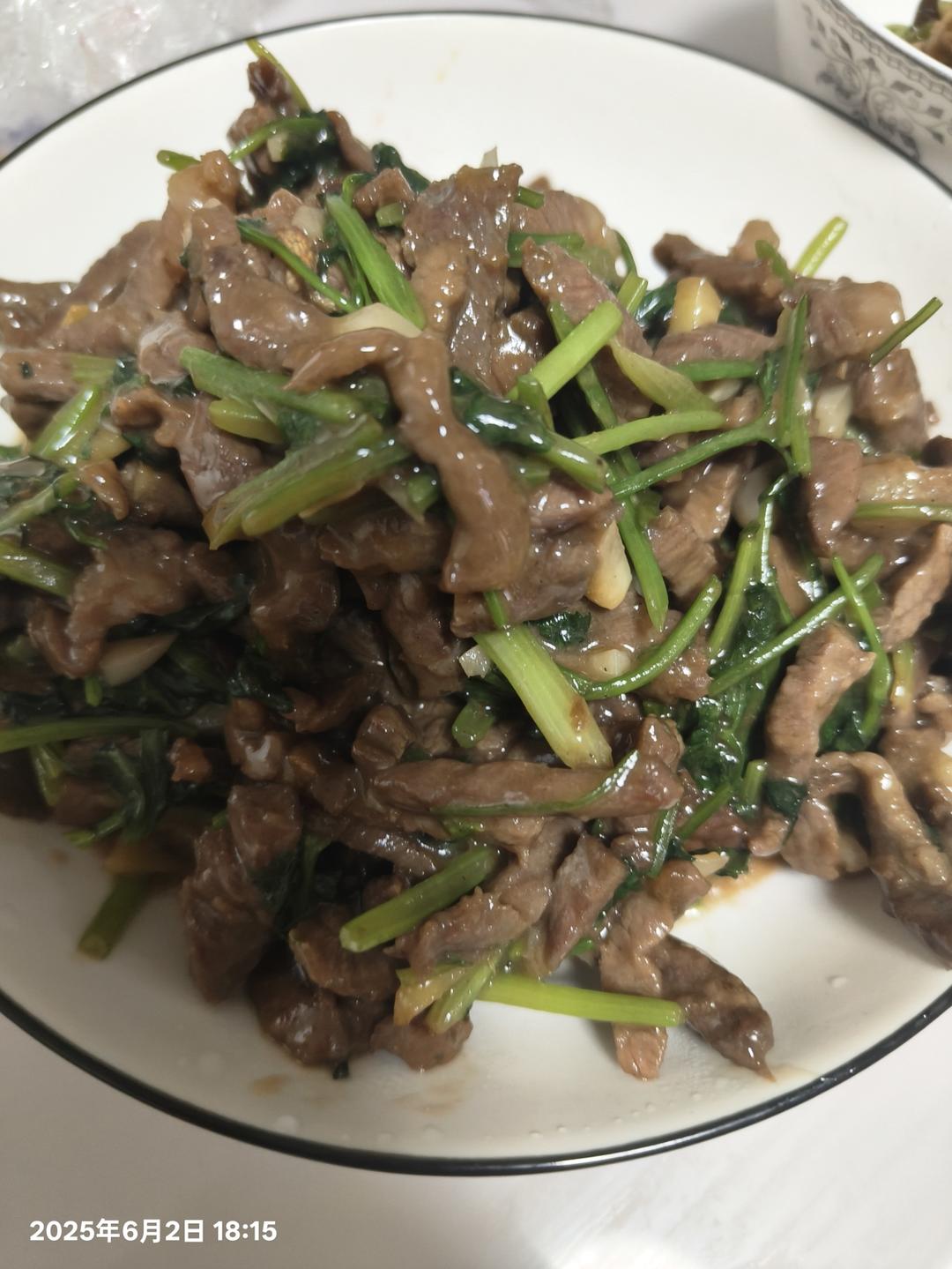 香菜牛肉