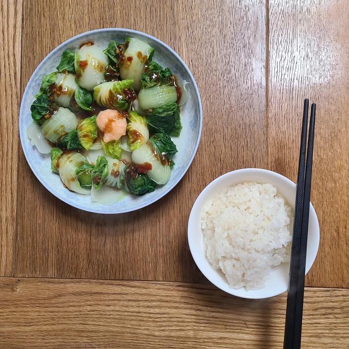 清淡却下饭的虾滑白菜卷，打赌你吃一次就忘不了！