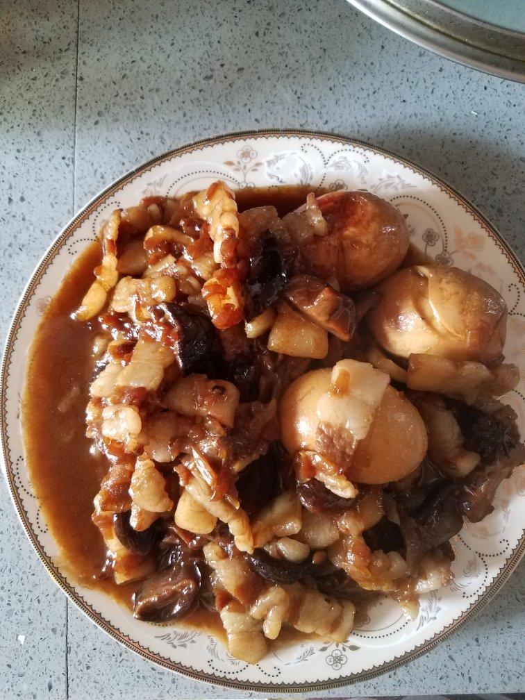 好吃到停不下来的卤肉饭