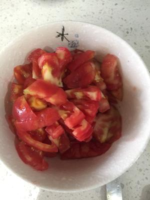 番茄胡萝卜烧牛肉的做法 步骤3