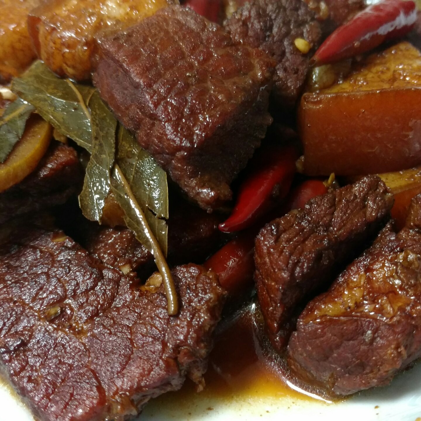 不焯水不放油的家常红烧肉