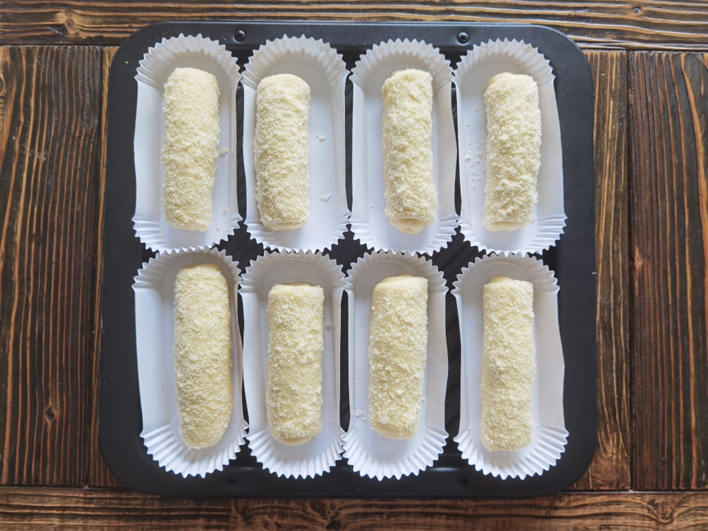 芝士肉松面包卷【松下微蒸烤箱DS900】的做法 步骤8