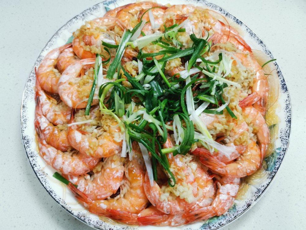 虾最美味的吃法必须是这个——蒜蓉蒸虾（多动图，孔瑶的食谱）
