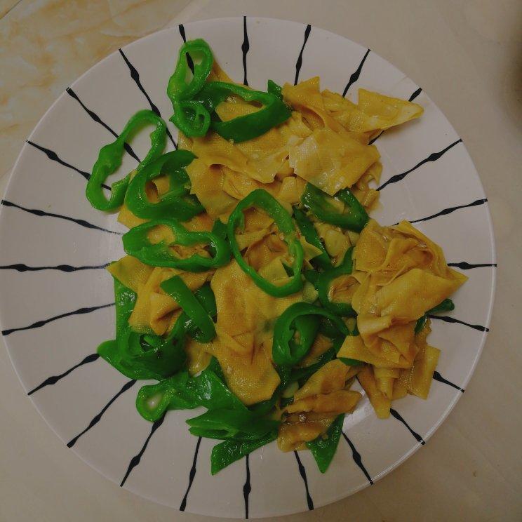 尖椒炒干豆腐