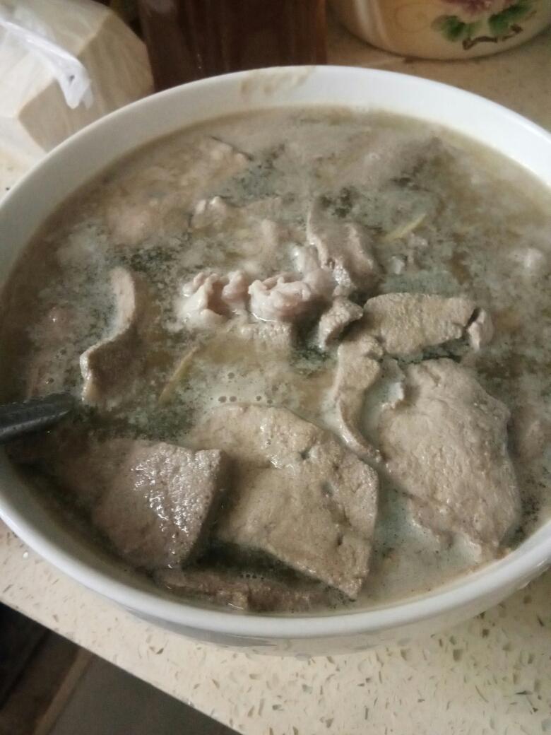 猪肝瘦肉汤