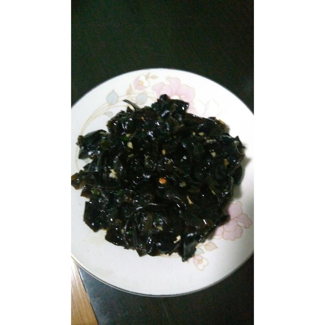 凉拌黑木耳