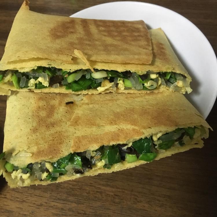 菜煎饼（韭菜鸡蛋馅）