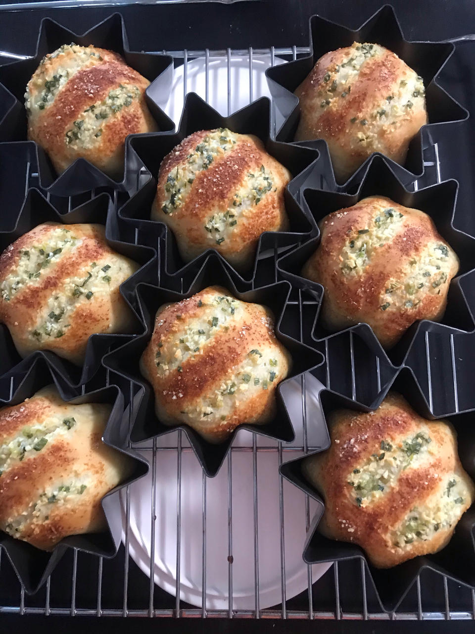 蒜香肉松小炸弹面包（烫种）