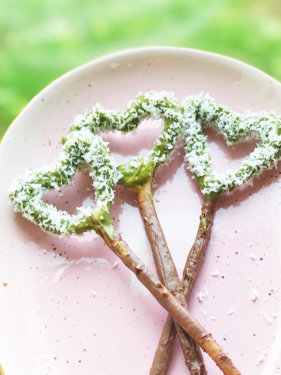 抹茶仙女棒Pocky——酥脆香甜的抹茶巧克力饼干棒，堪比原版！