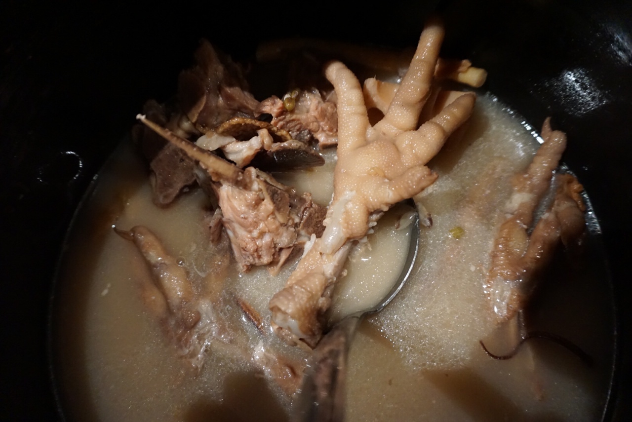 莲藕煲猪骨--粤式老火汤