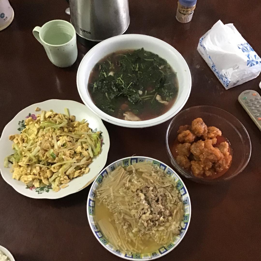 老丁的私房菜－韭黄炒鸡蛋
