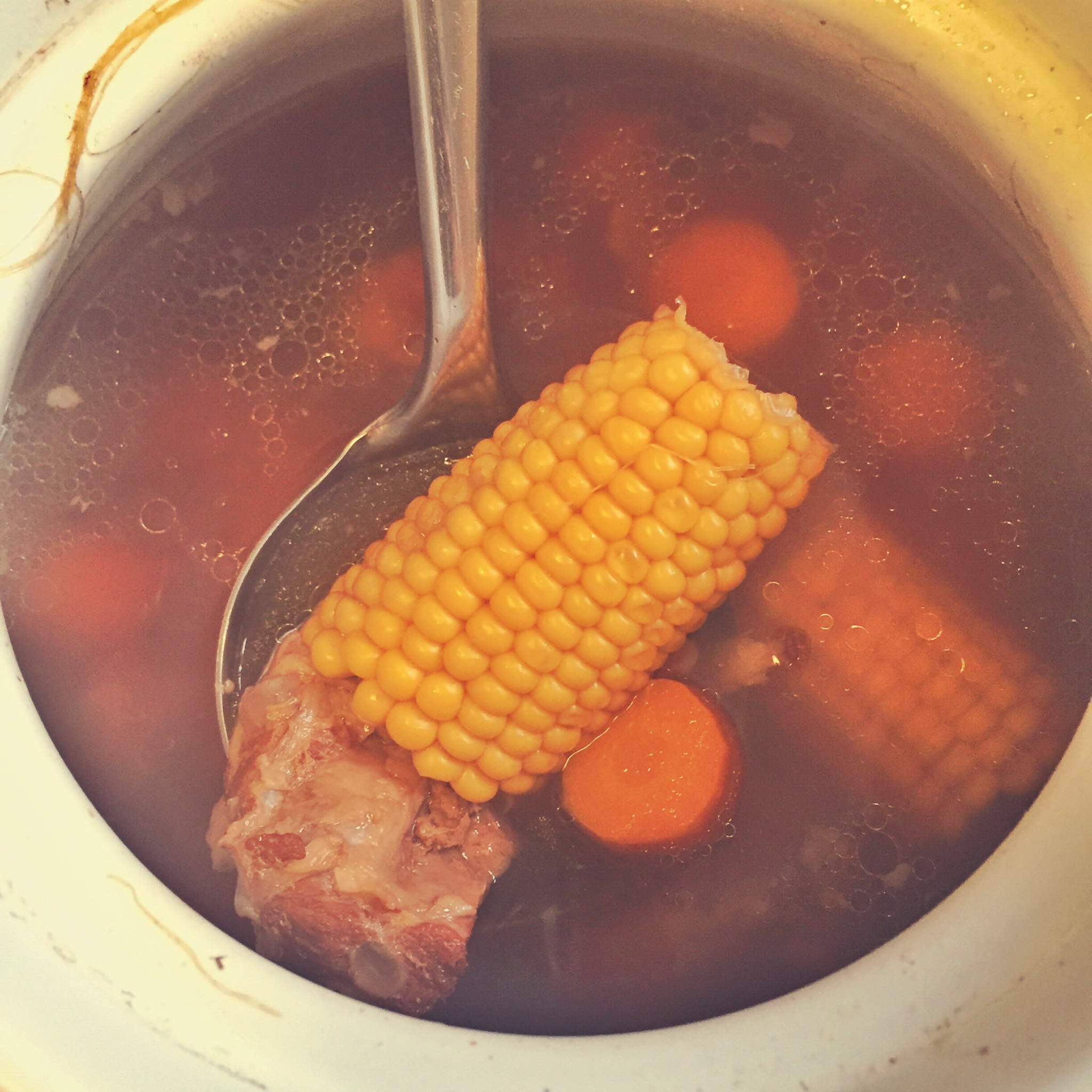 玉米排骨汤