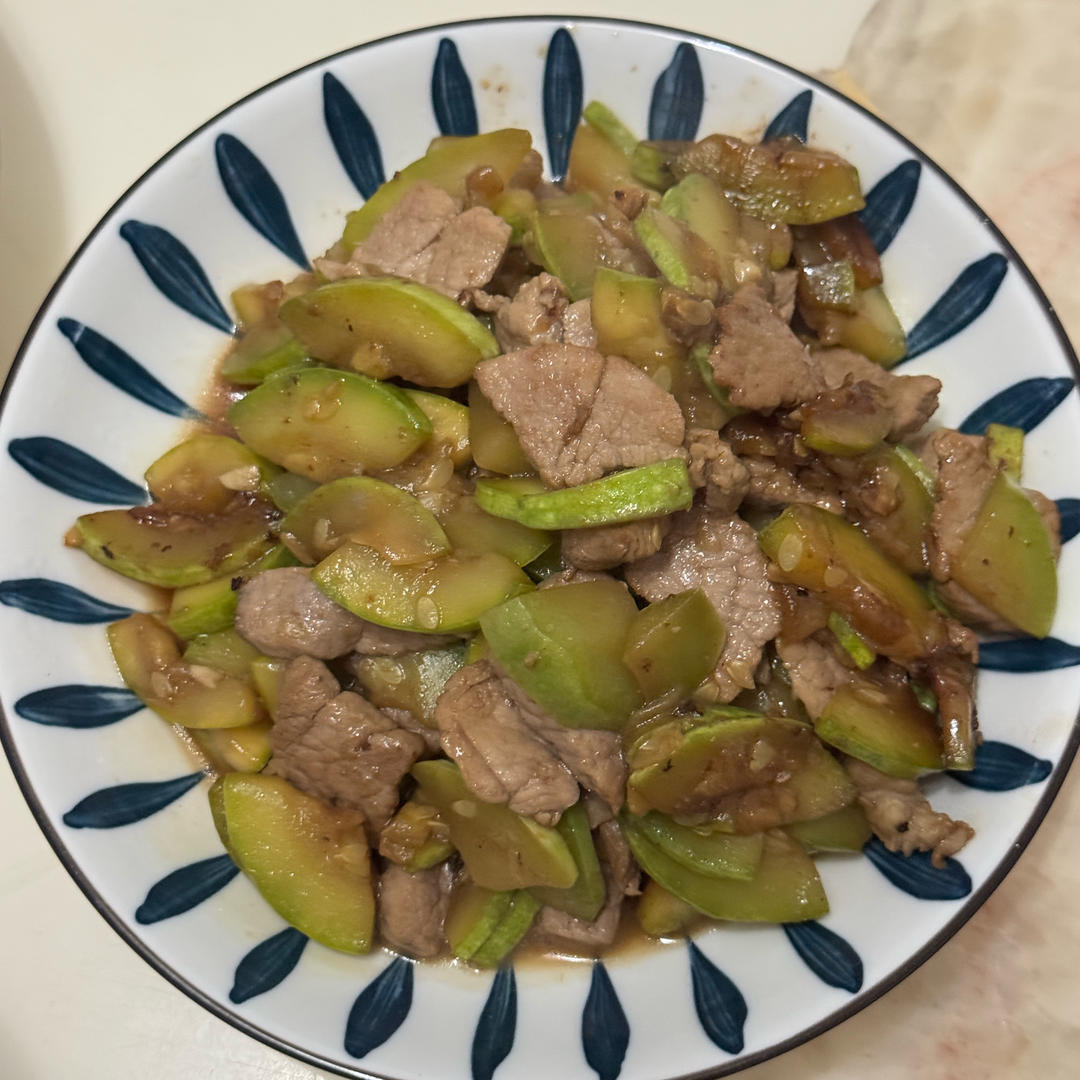 西葫芦炒肉片