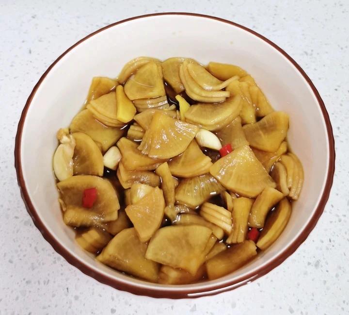三步爽口酸酸辣辣腌萝卜片小咸菜