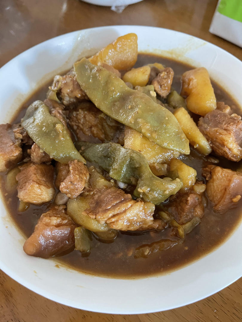 豆角土豆炖肉—东北家常炖菜