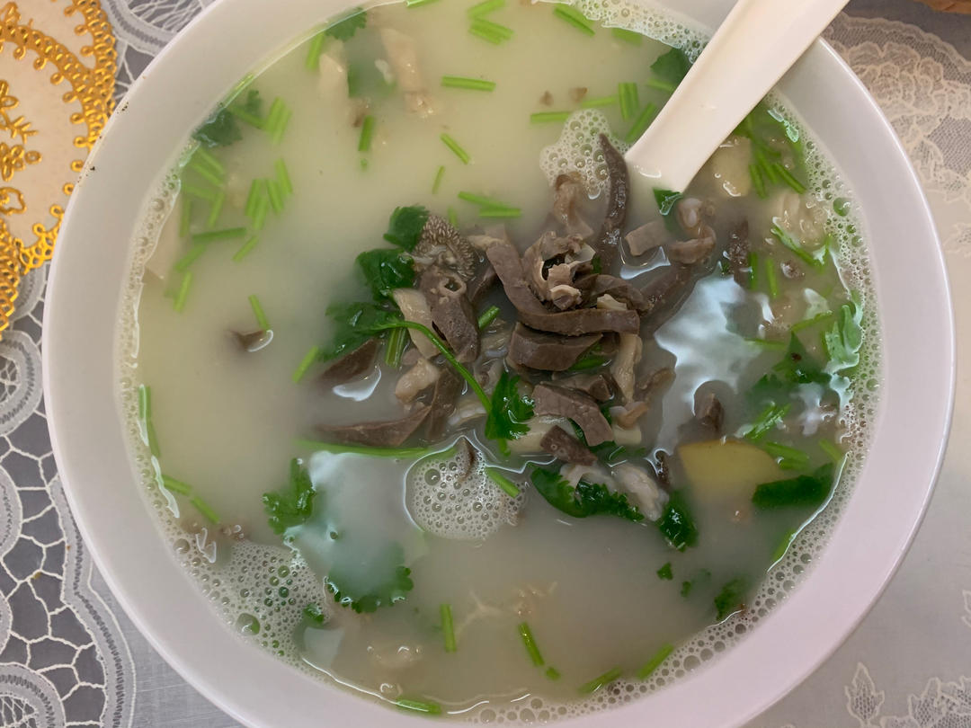 羊杂汤