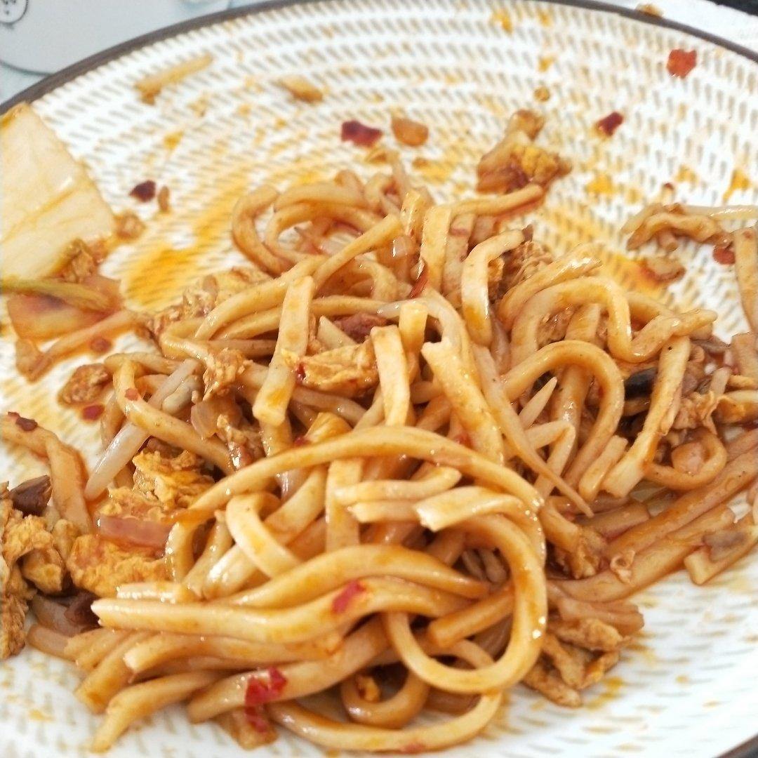 🍜最简单最好吃的家常炒面