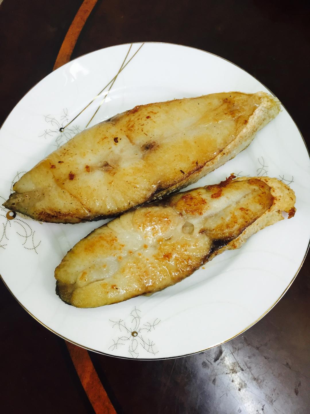 香煎马鲛鱼的做法