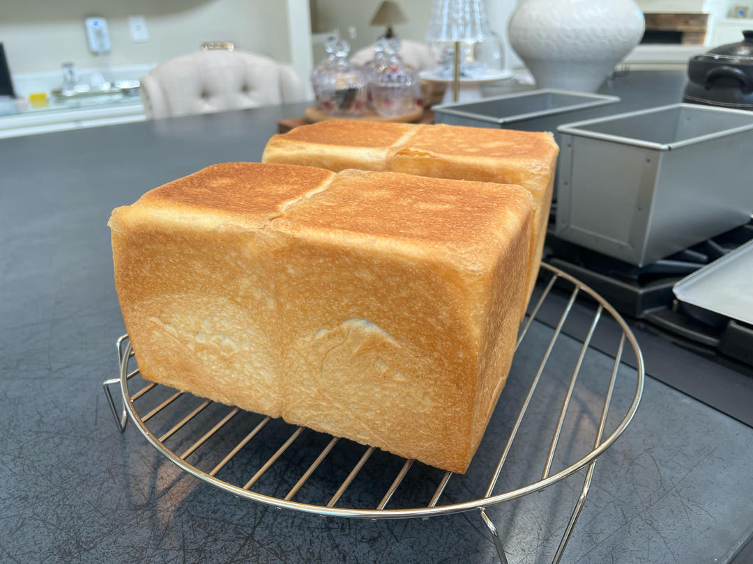 高桥知子白吐司