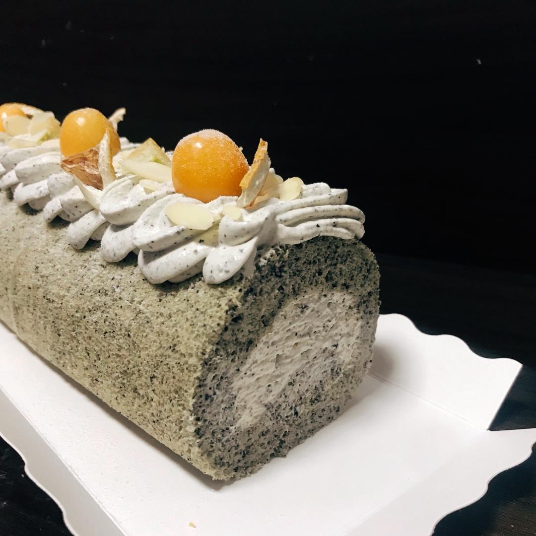 黑芝麻蛋糕卷~安安原创