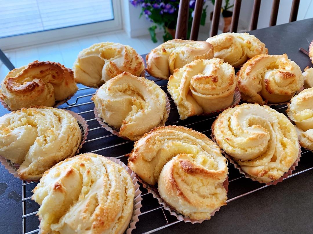 千层椰蓉小面包