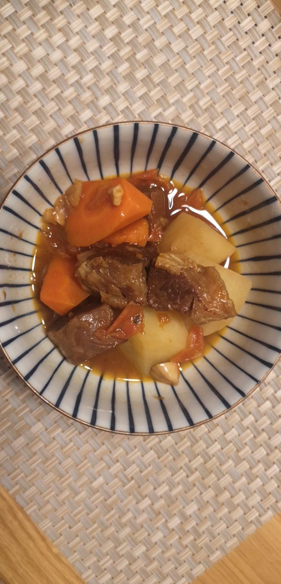 番茄土豆炖牛腩