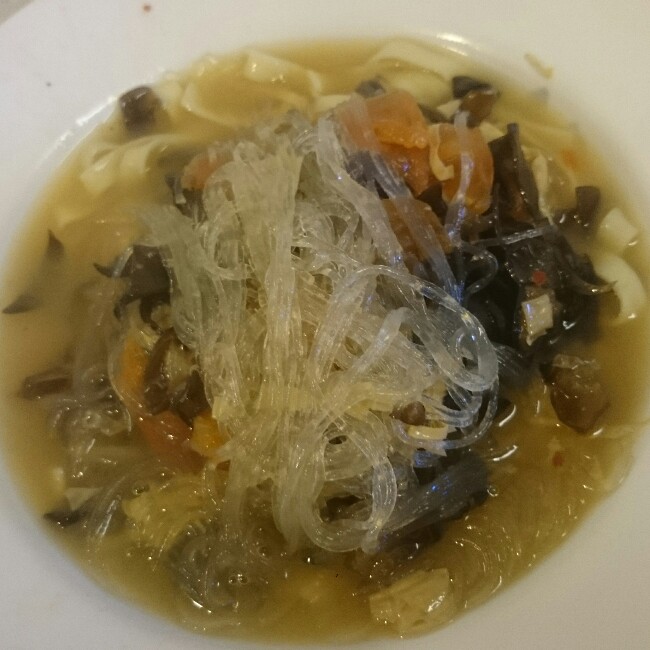 酸辣汤 Spicy & Sour Shredded Pork Soup