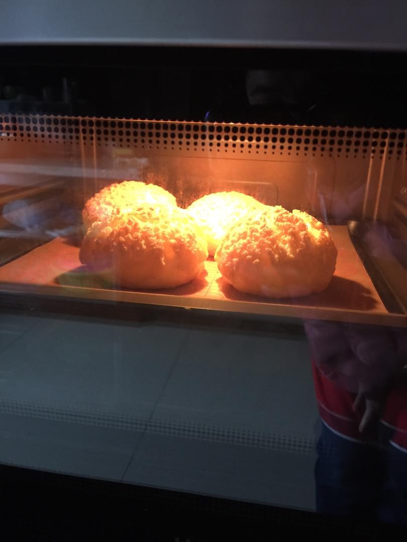 十分美味的酥皮泡芙