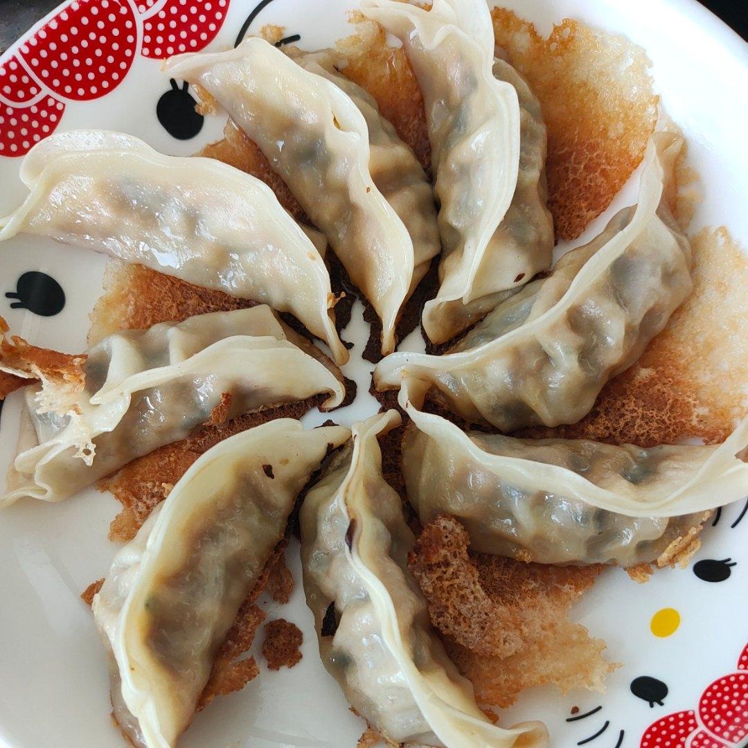 确保零失败 的日料店🥟冰花煎饺🥟