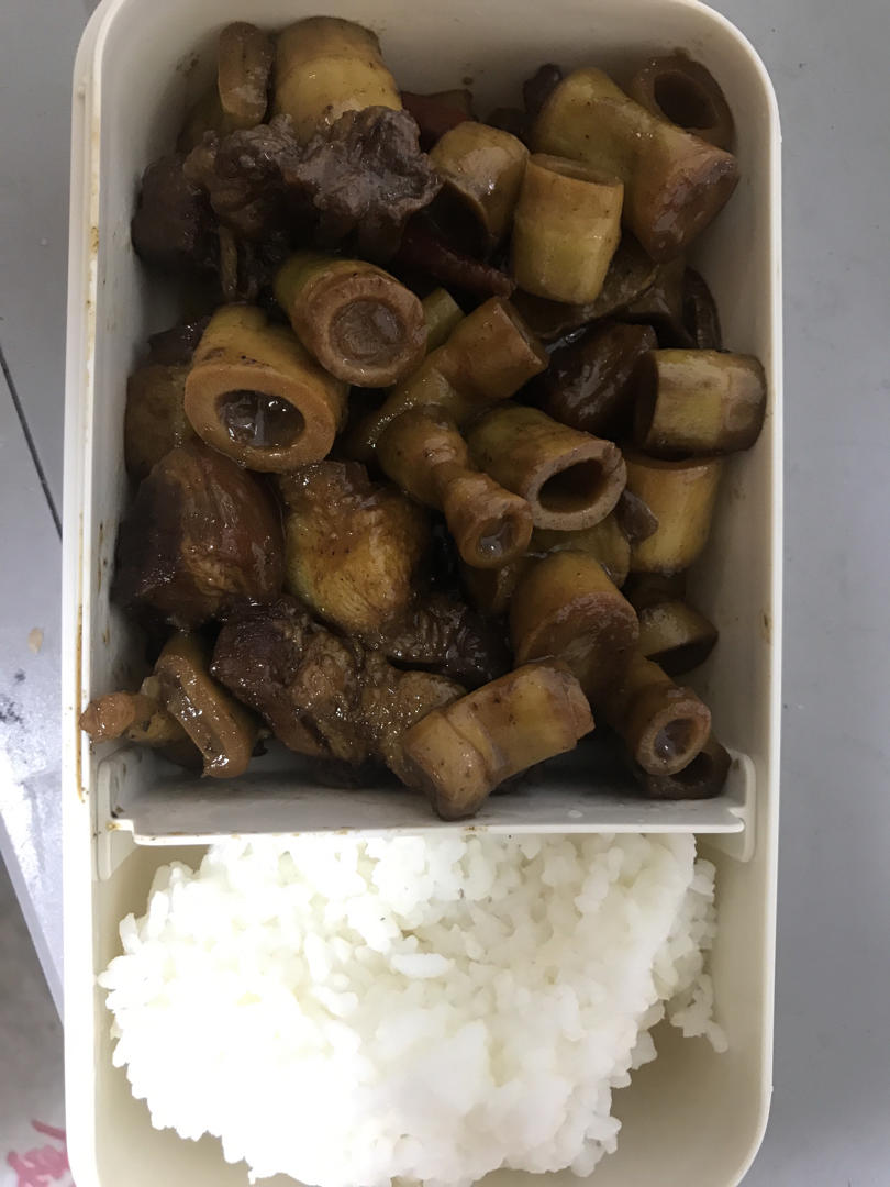 堂妈小厨——笋子烧肉