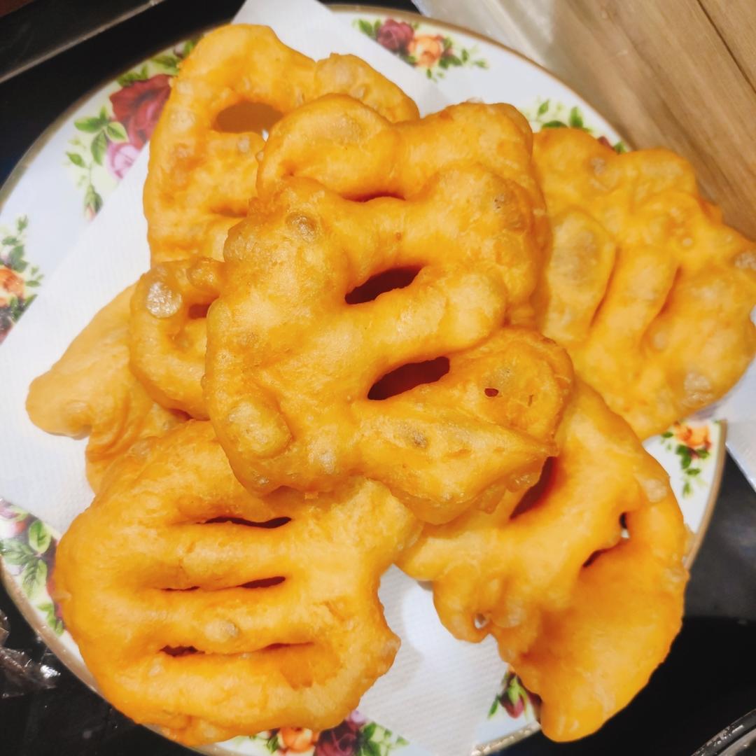 炸油饼这么做 蓬松柔软不浸油 附细节视频详解