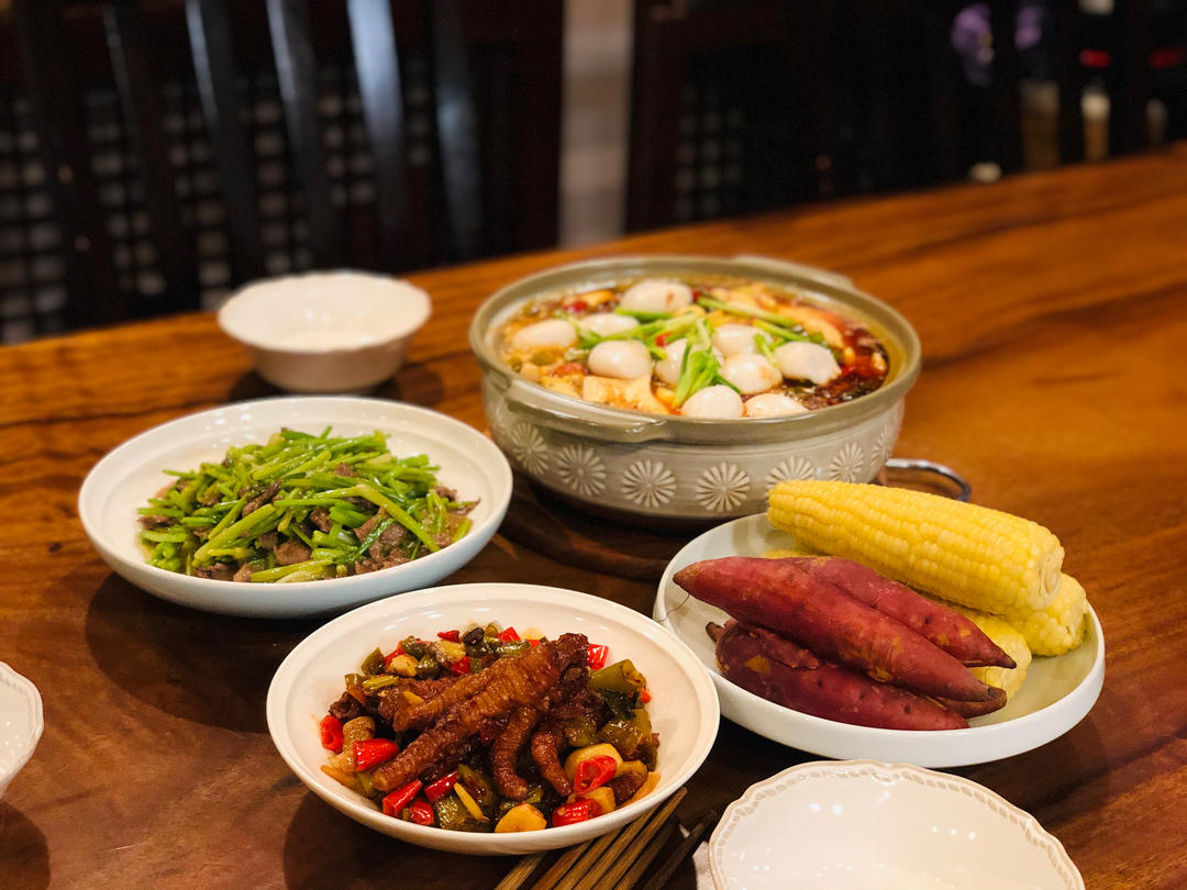 金华火腿豆芽汤