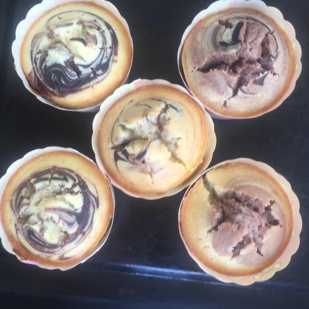 玛莎斯图尔特的大理石杯子蛋糕
