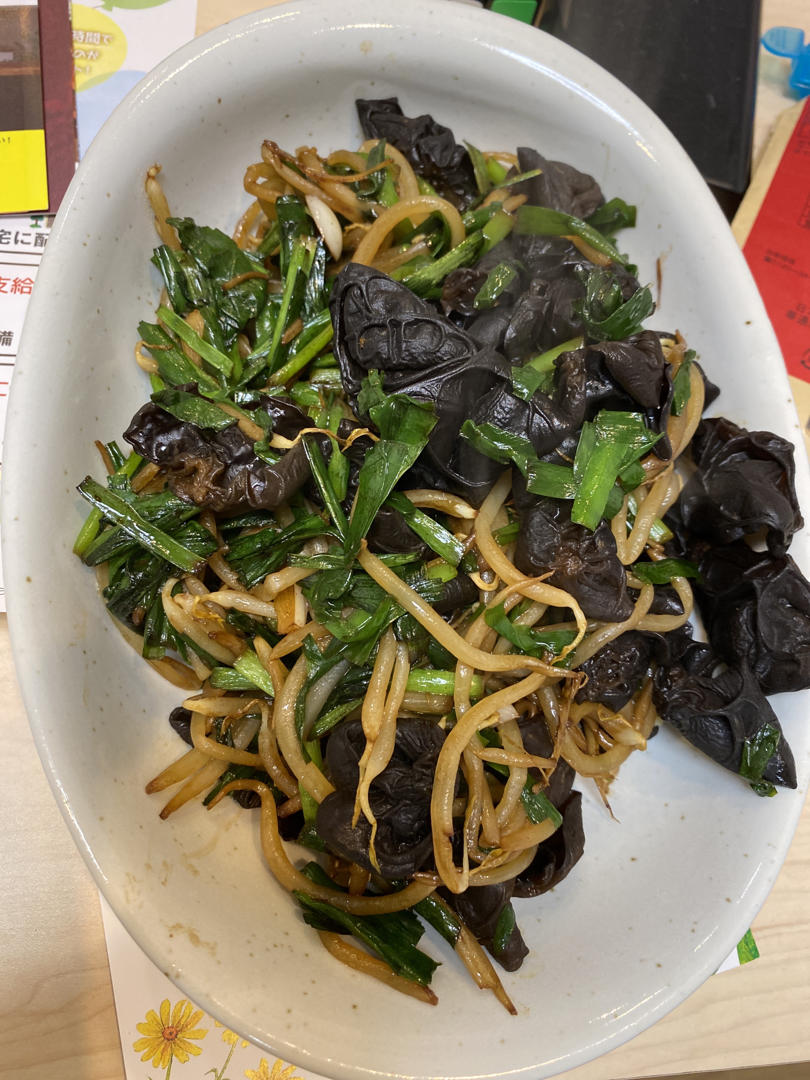 木耳，韭菜炒豆芽