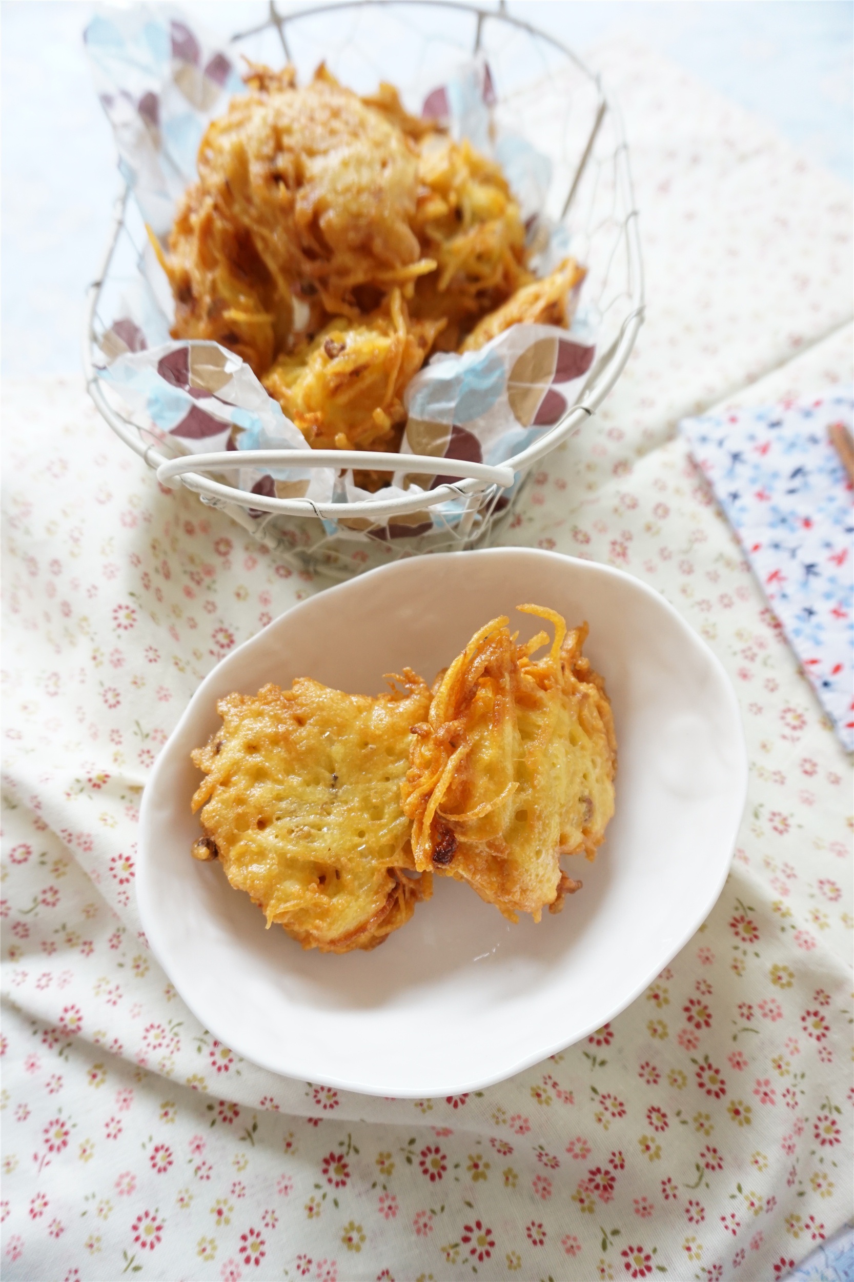 夏日芣苢做的炸土豆丝丸子