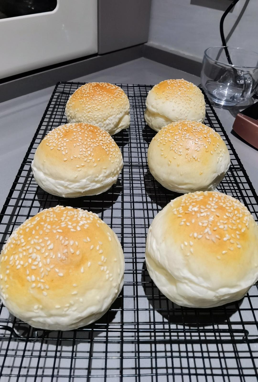 汉堡胚面包餐包（视频夏季轻松快速手揉手套膜方法）