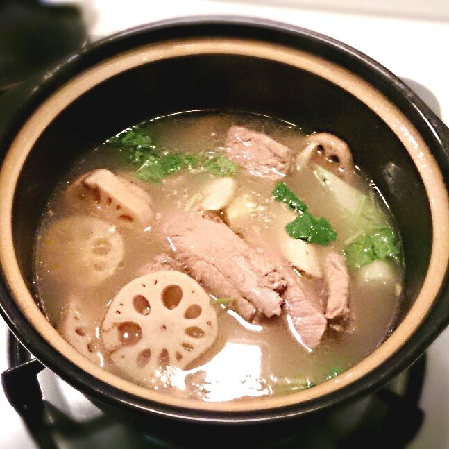 【排骨莲藕山药汤图片】小鸟厨房_下厨房