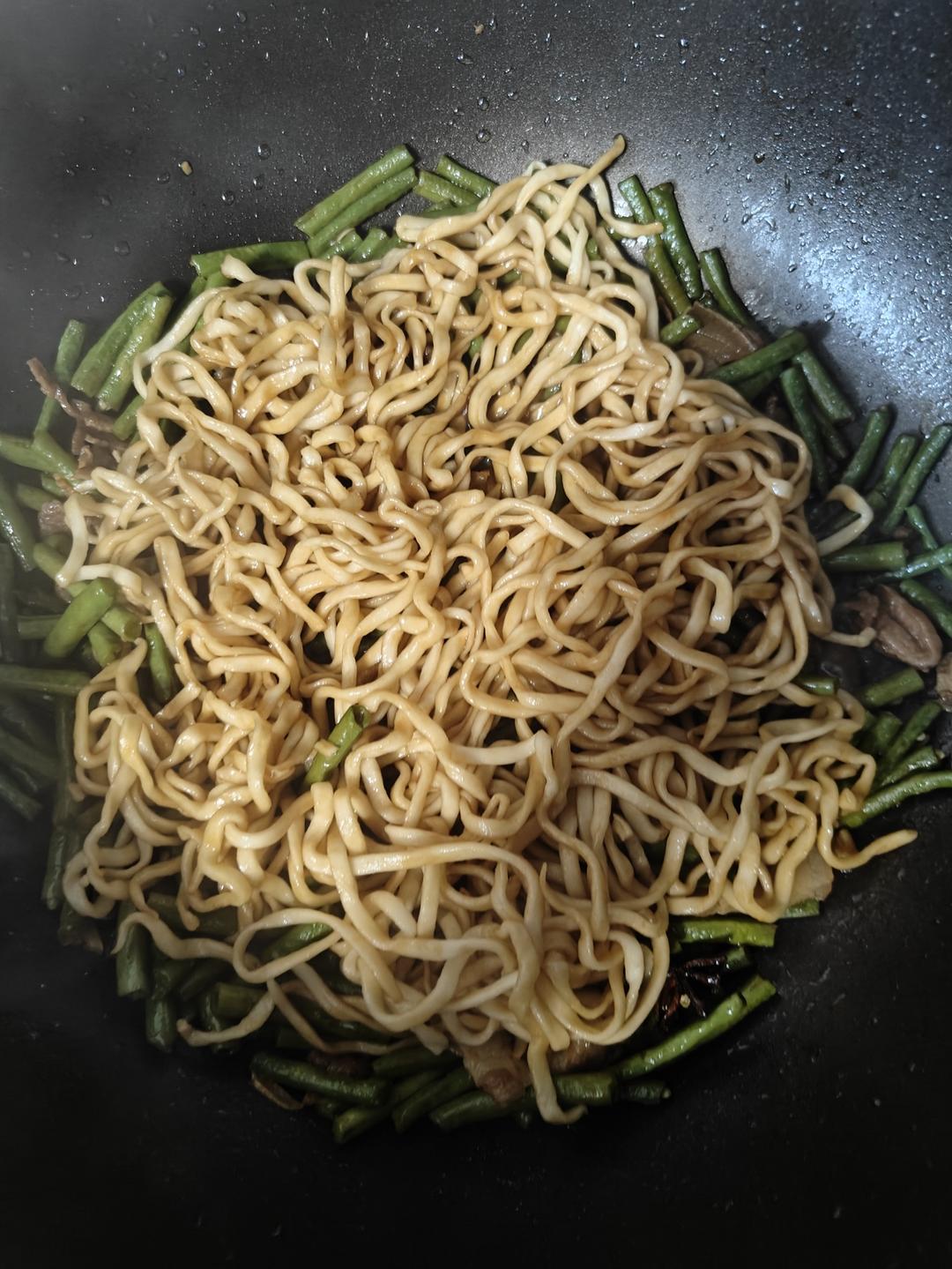 豆角焖面