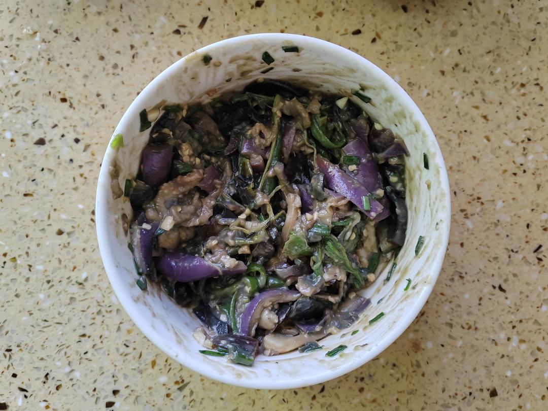 擂椒茄子皮蛋/烧椒皮蛋/皮蛋捣辣椒
