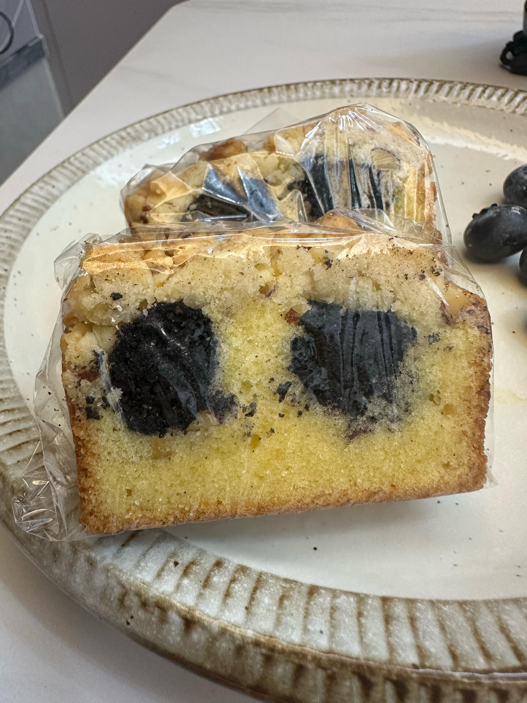 韩式焦糖香蕉酥粒蛋糕：一次吃到3种层次，韩国咖啡馆热门常备甜点