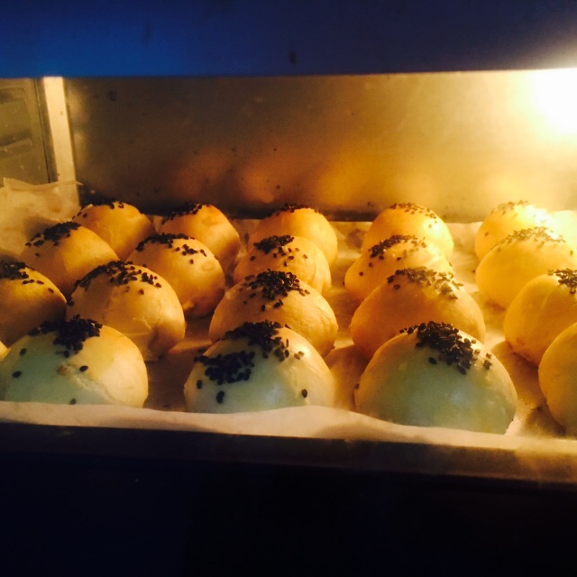 蛋黄酥酥酥（超级奶香黄油版）