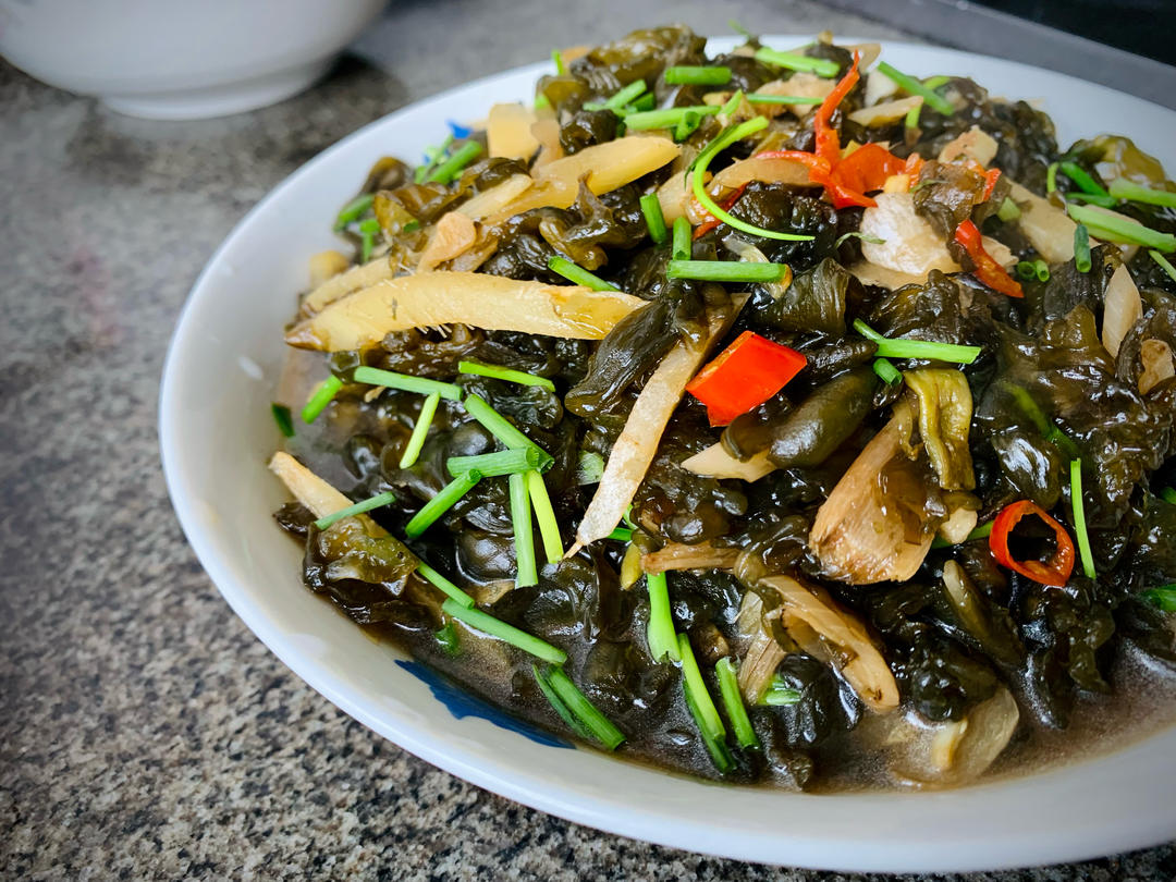 酸炒雷公菌